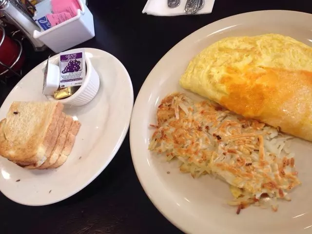 Red Cafe