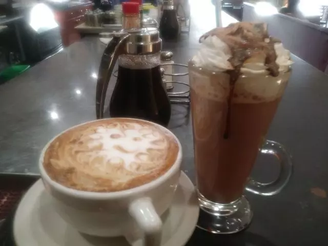 Red Cafe