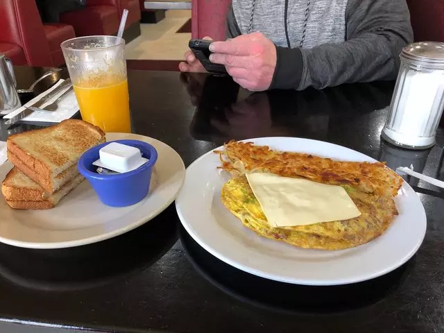 Red Cafe