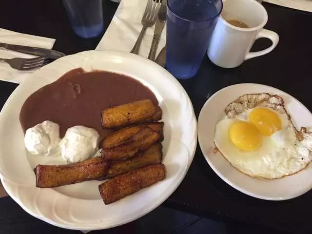 Red Cafe