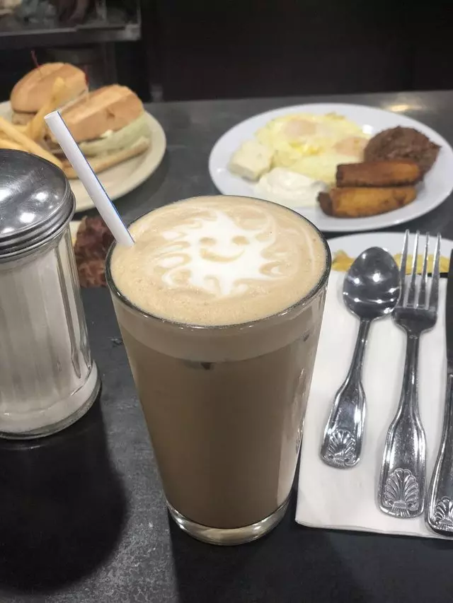 Red Cafe