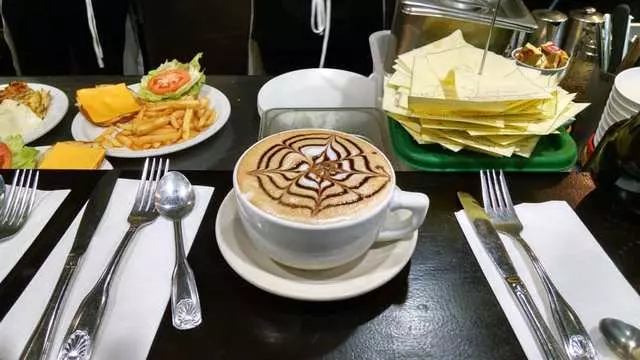 Red Cafe
