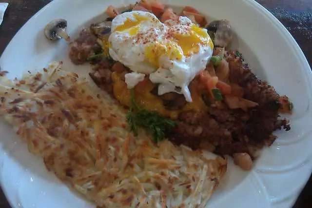 Red Cafe