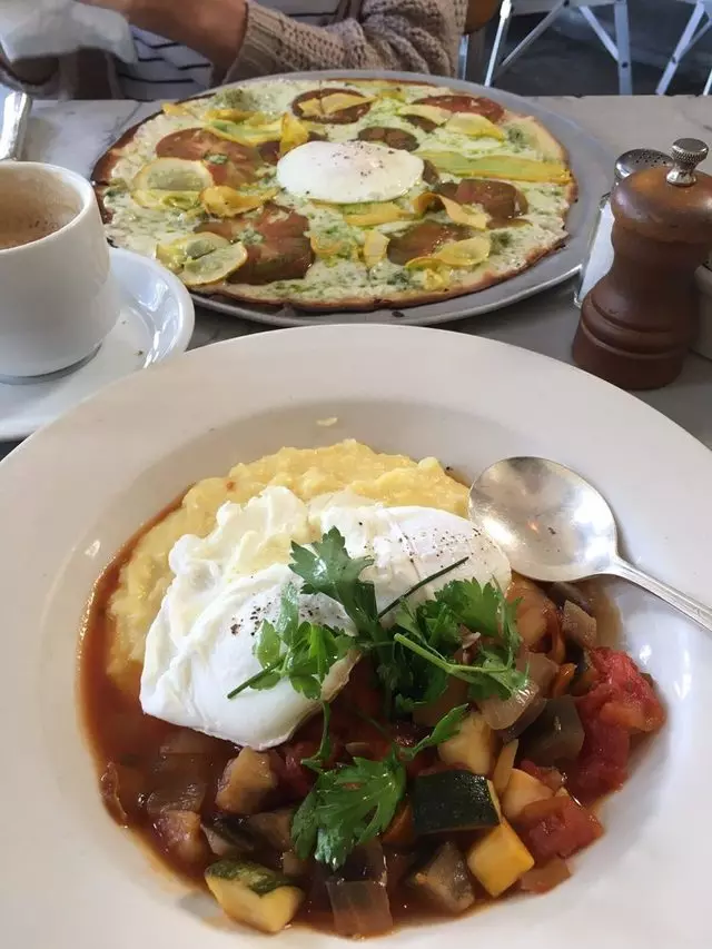Universal Cafe