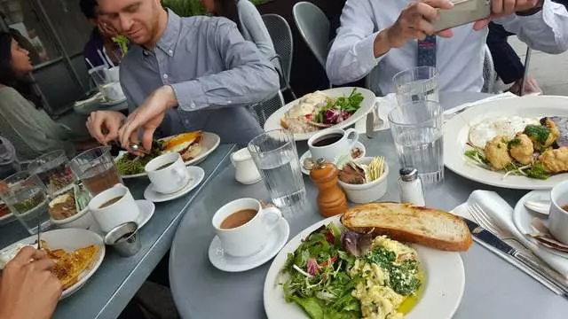 Universal Cafe