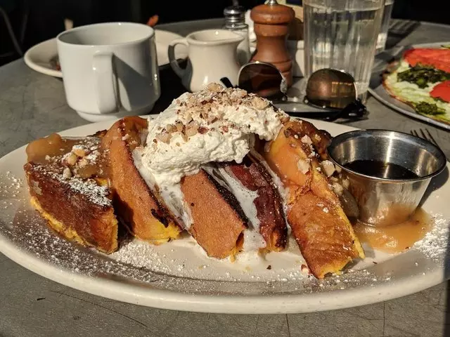 Universal Cafe