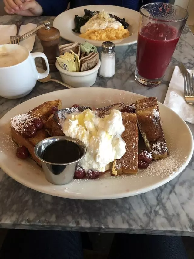 Universal Cafe