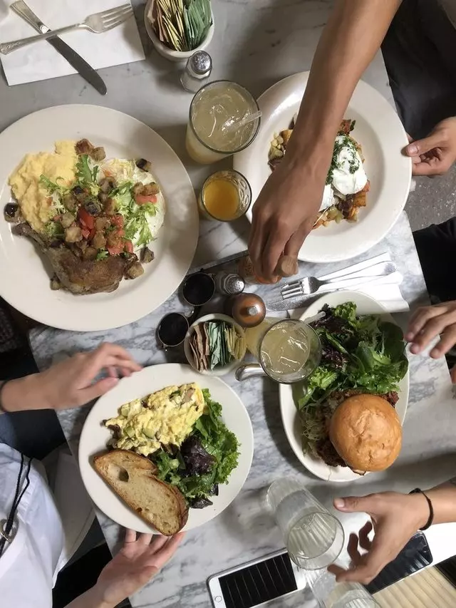 Universal Cafe