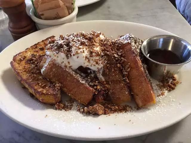 Universal Cafe