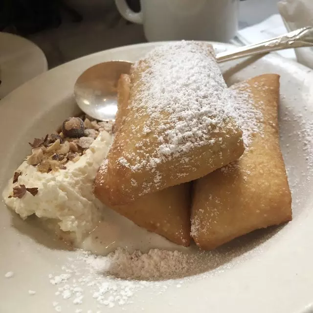 Universal Cafe