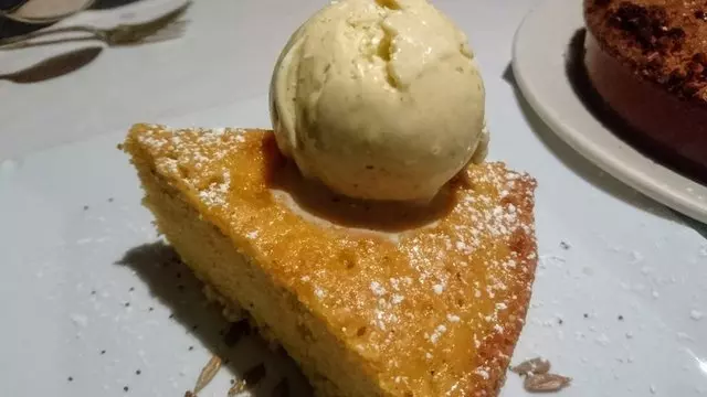 Universal Cafe
