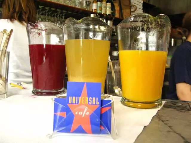 Universal Cafe