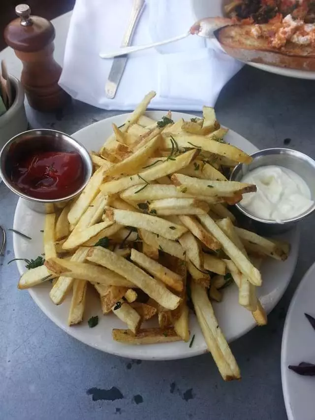 Universal Cafe