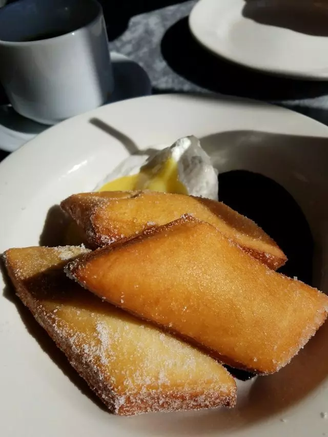 Universal Cafe