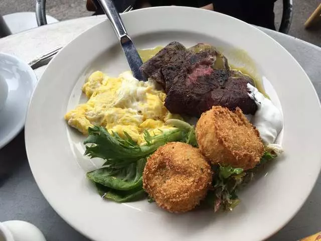 Universal Cafe