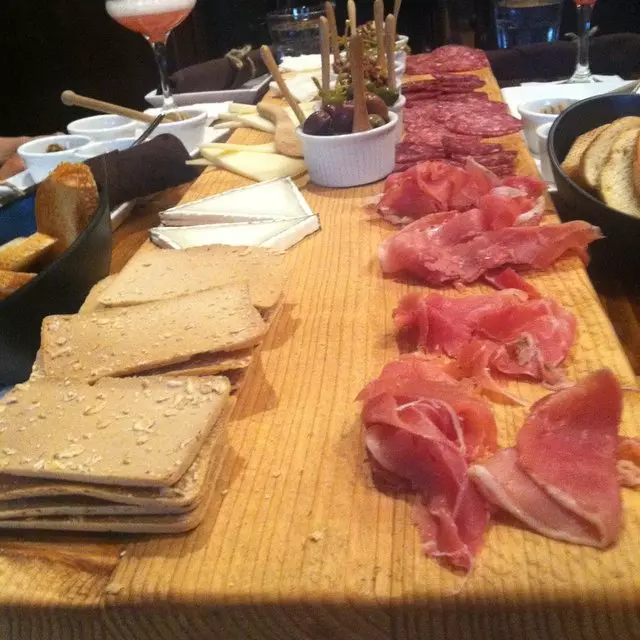 Archive Bar & Kitchen
