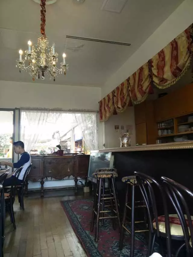 Tan Tan Coffee Shop