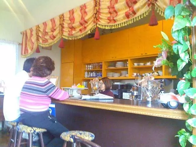 Tan Tan Coffee Shop