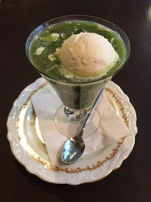 Tan Tan Coffee Shop