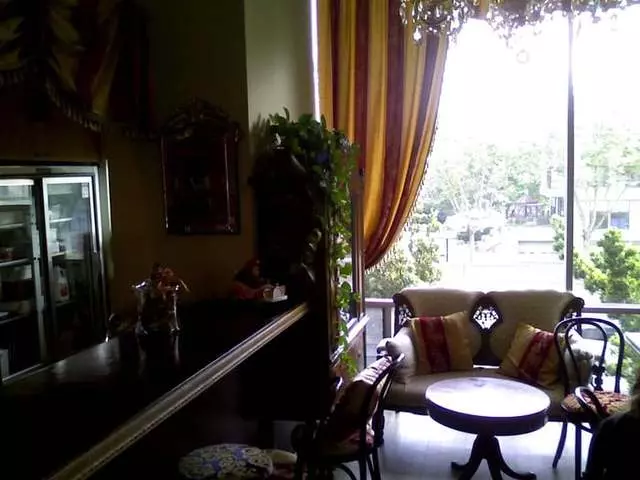 Tan Tan Coffee Shop