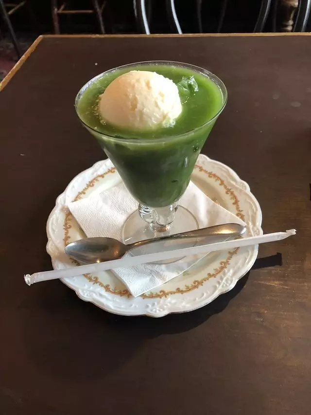 Tan Tan Coffee Shop
