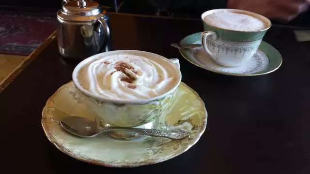 Tan Tan Coffee Shop
