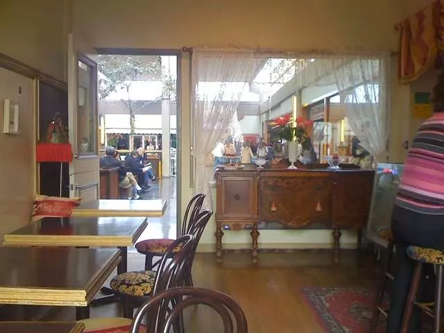 Tan Tan Coffee Shop