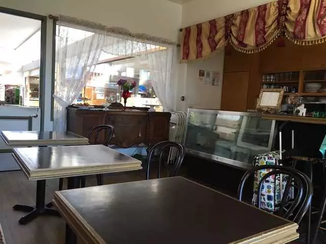 Tan Tan Coffee Shop