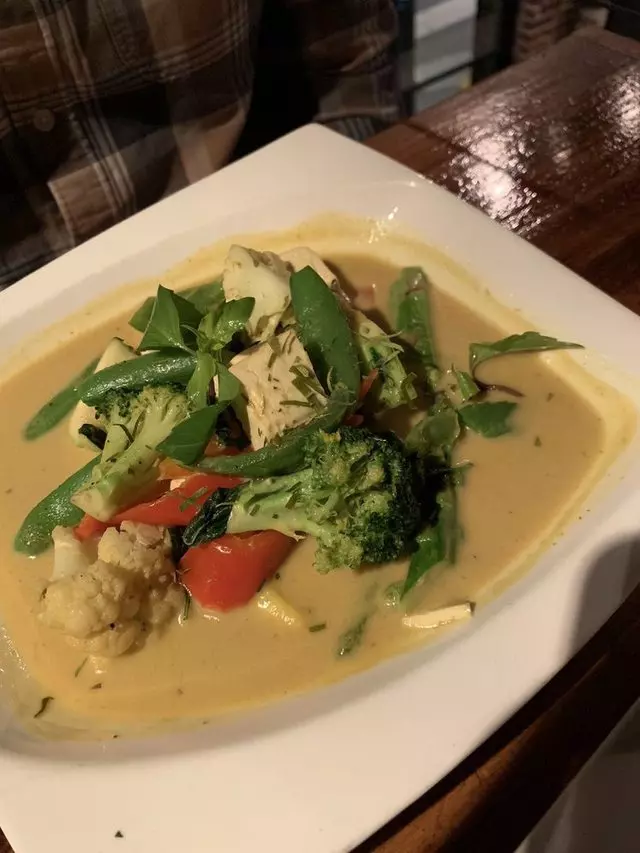 Basil Canteen