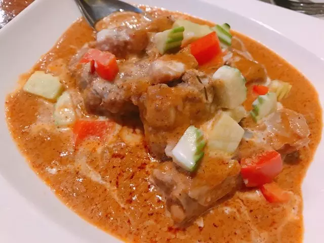 Basil Canteen