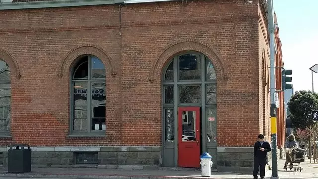 Basil Canteen