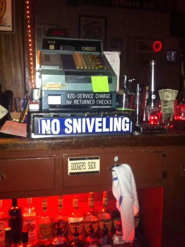 Blooms Saloon
