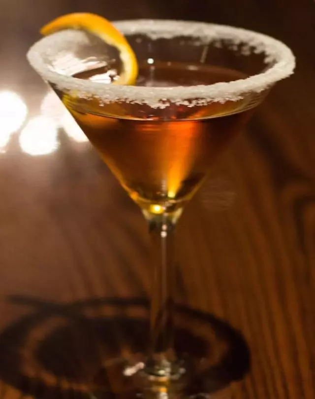 Blooms Saloon