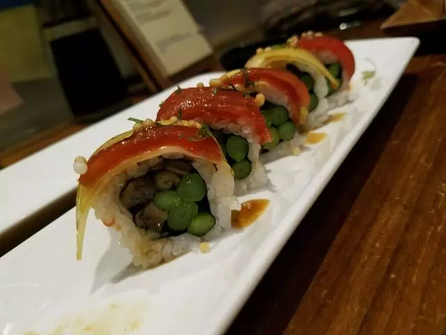 Shizen Vegan Sushi Bar & Izakaya