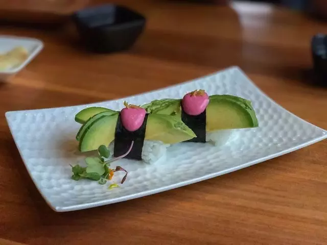 Shizen Vegan Sushi Bar & Izakaya