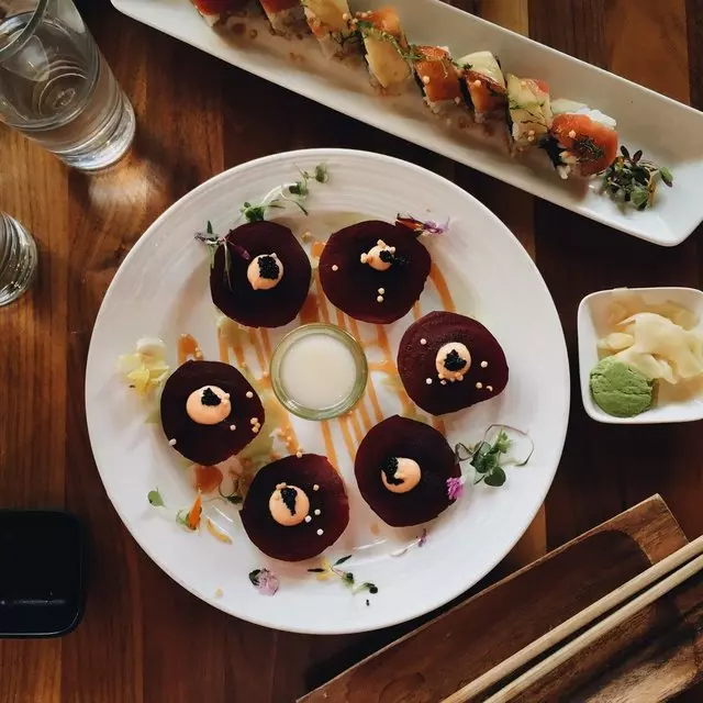 Shizen Vegan Sushi Bar & Izakaya