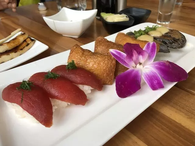 Shizen Vegan Sushi Bar & Izakaya