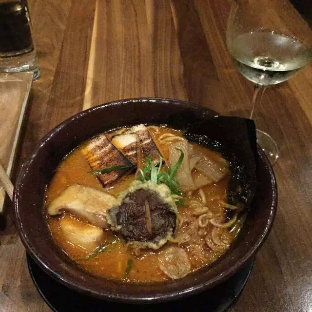 Shizen Vegan Sushi Bar & Izakaya