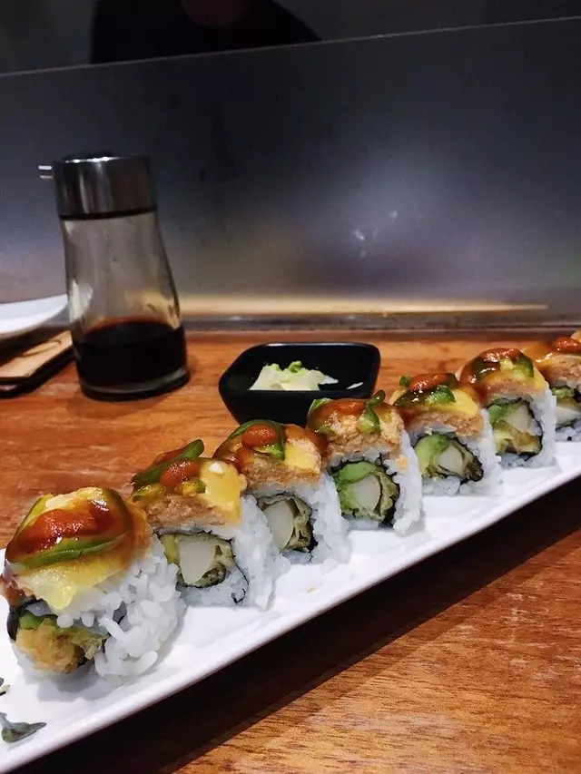 Shizen Vegan Sushi Bar & Izakaya