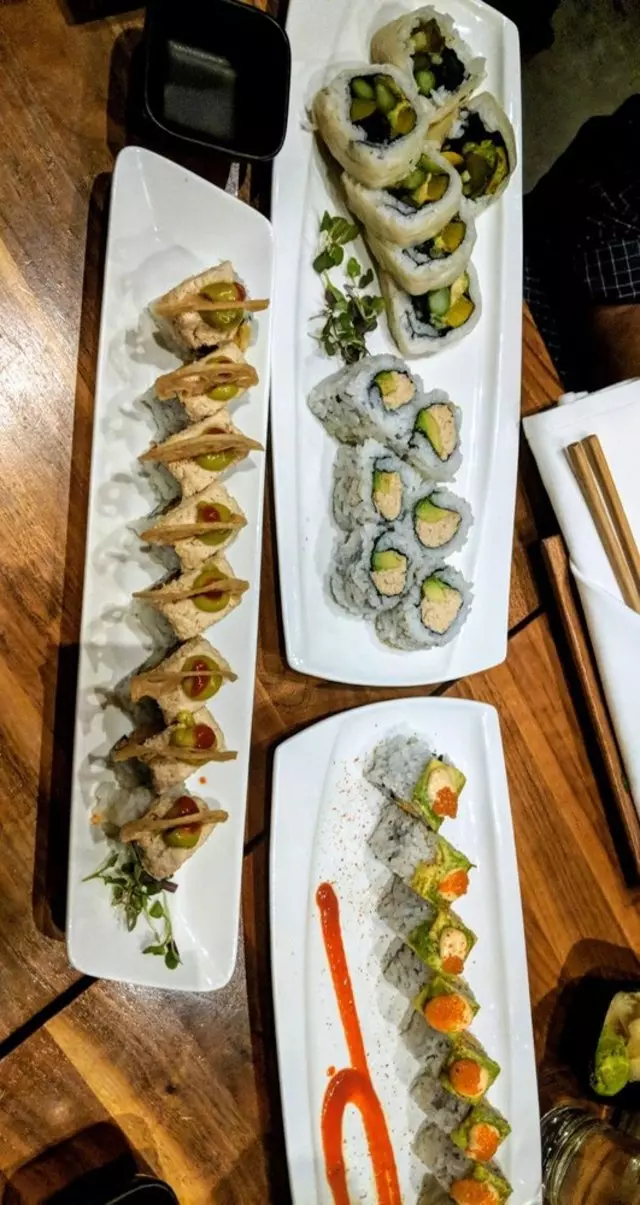 Shizen Vegan Sushi Bar & Izakaya