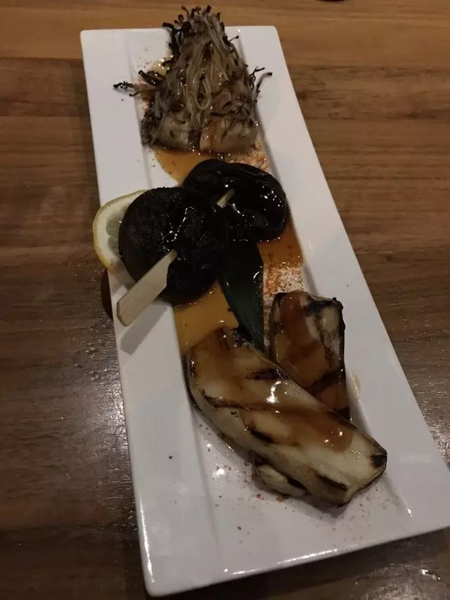 Shizen Vegan Sushi Bar & Izakaya