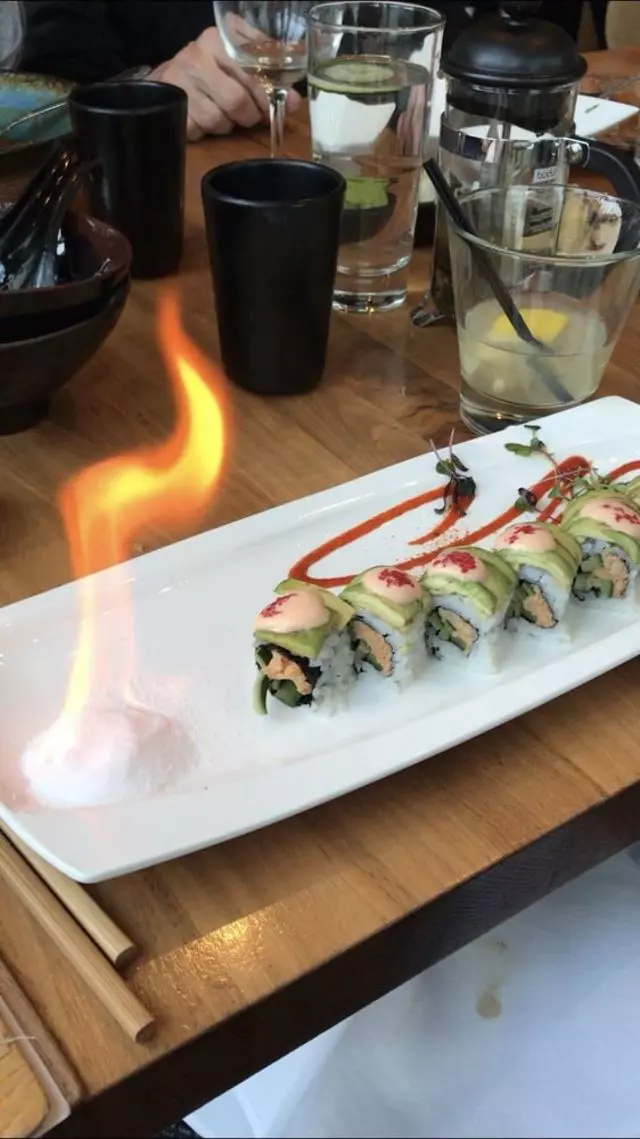 Shizen Vegan Sushi Bar & Izakaya