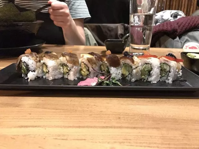 Shizen Vegan Sushi Bar & Izakaya