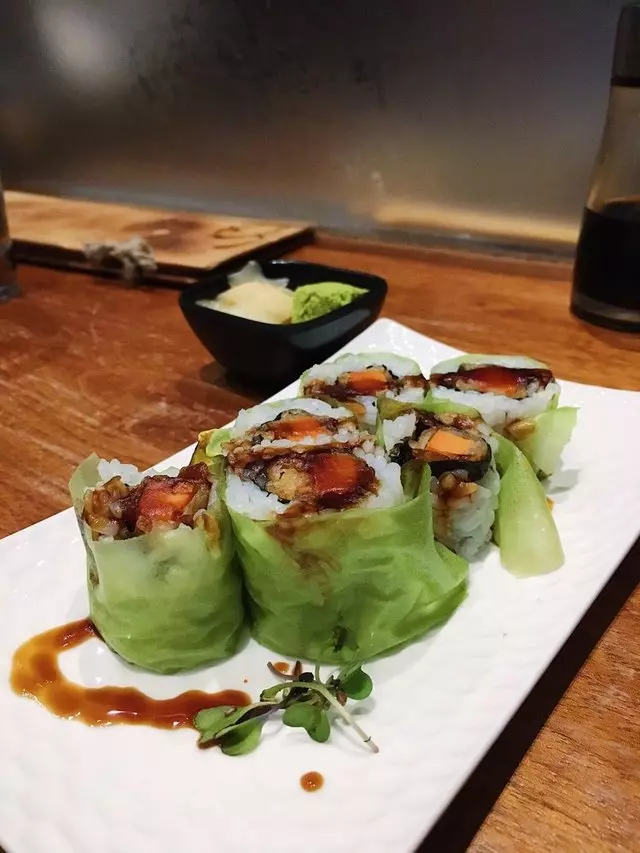 Shizen Vegan Sushi Bar & Izakaya