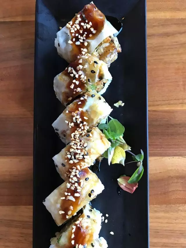 Shizen Vegan Sushi Bar & Izakaya