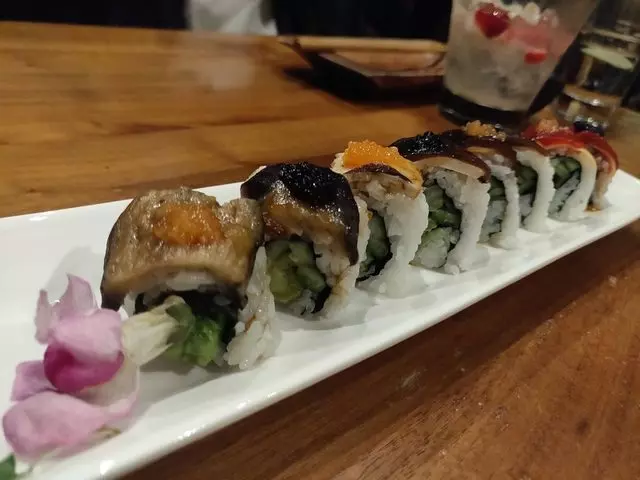 Shizen Vegan Sushi Bar & Izakaya