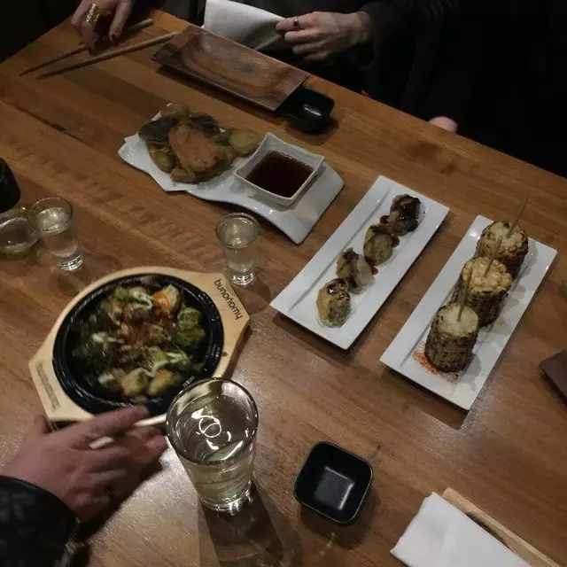 Shizen Vegan Sushi Bar & Izakaya