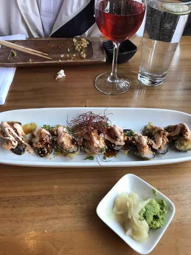 Shizen Vegan Sushi Bar & Izakaya