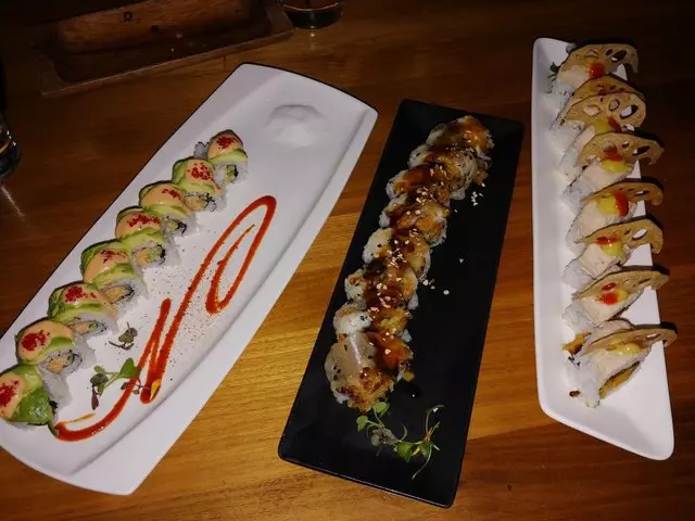 Shizen Vegan Sushi Bar & Izakaya