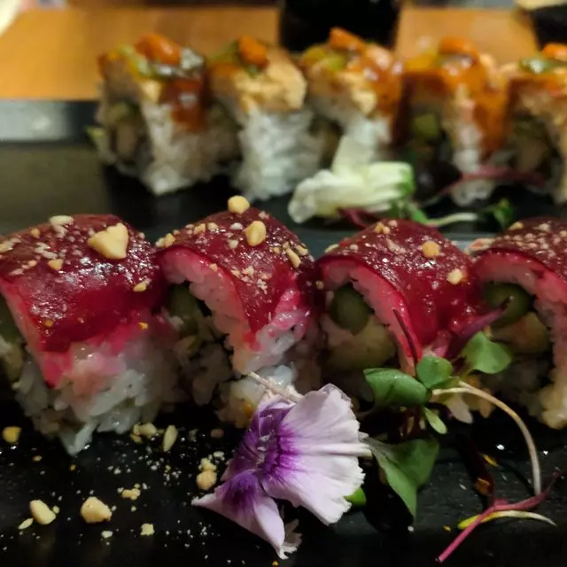 Shizen Vegan Sushi Bar & Izakaya